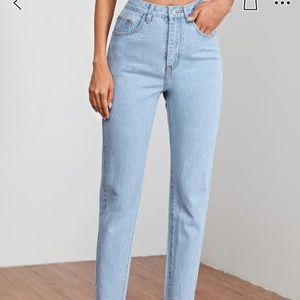 High rise mom jeans (NWT)